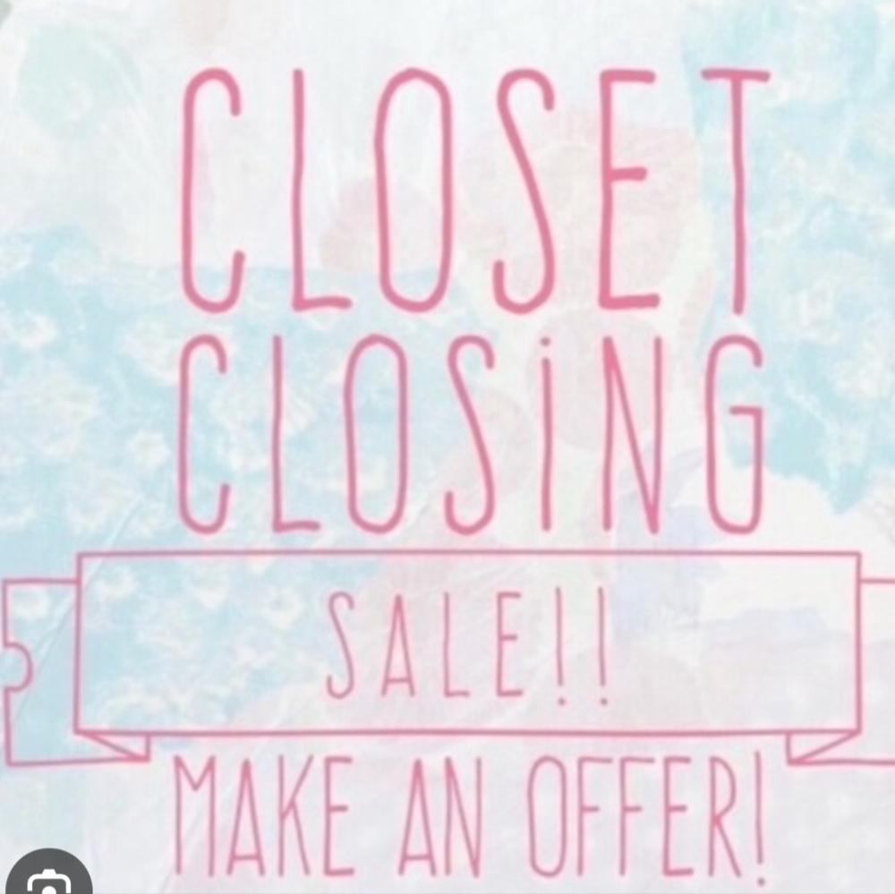 CLOSET CLOSING SOON!
